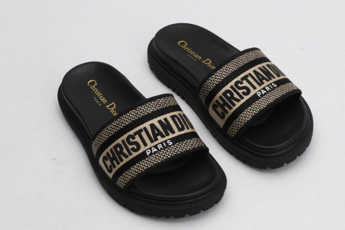 C@DR SANDAL