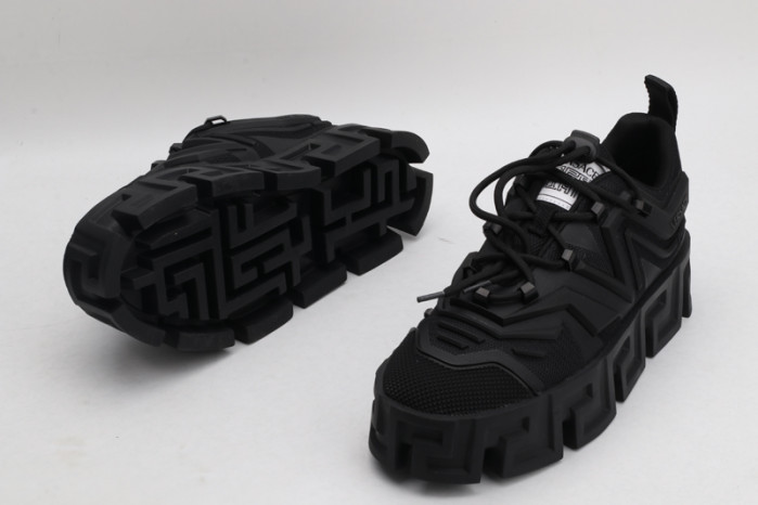 VERS SNEAKERS