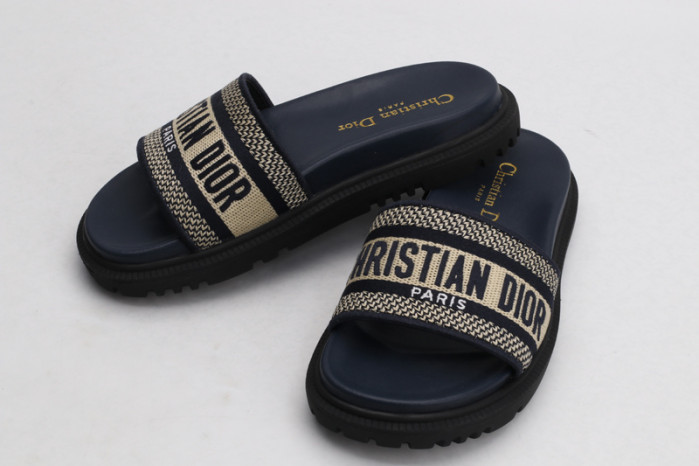 C@DR SANDAL