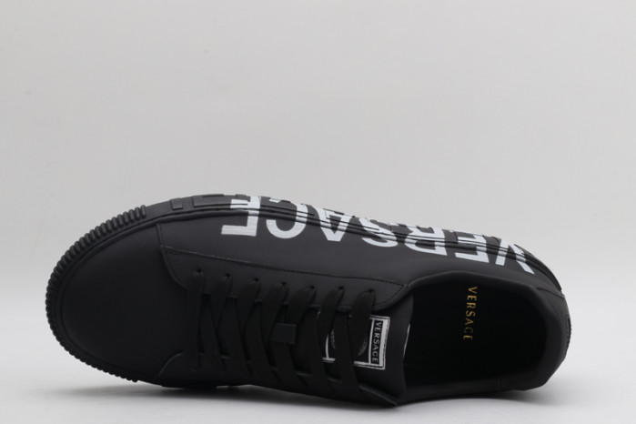 VERS SNEAKERS