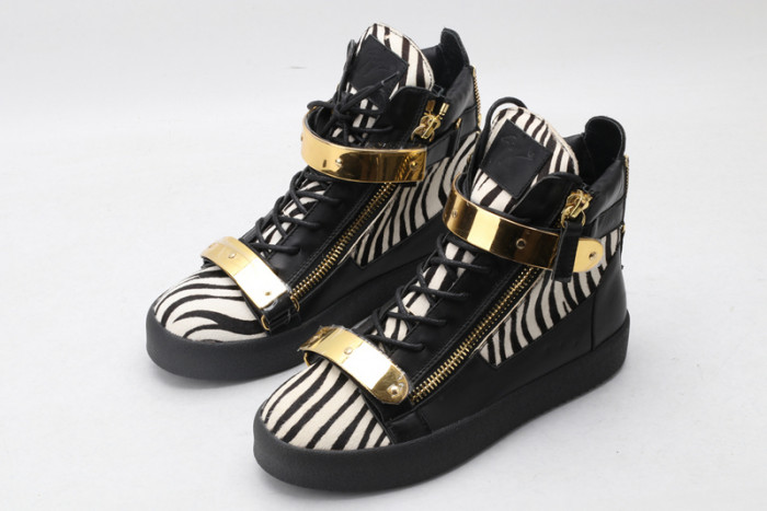 Ch**an louboution sneakers