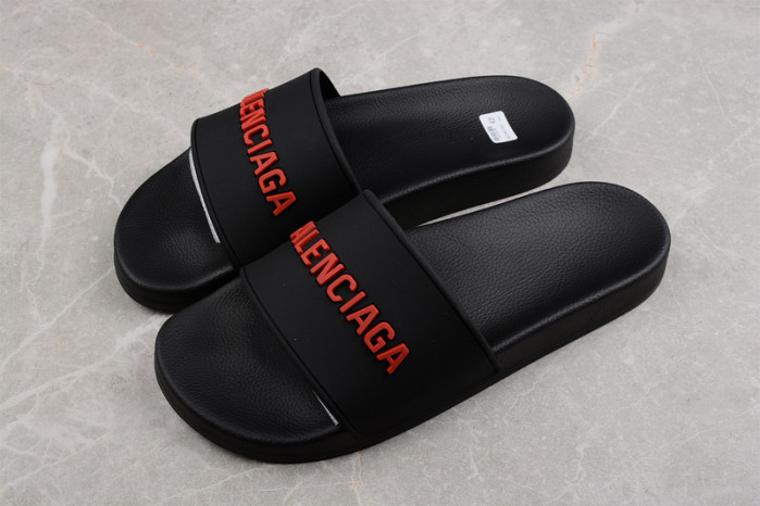 Ba*len*cia*ga slippers