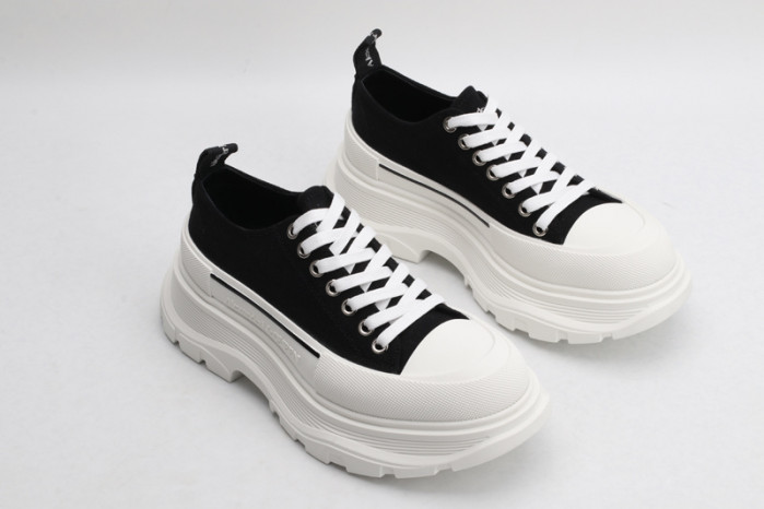 Alexander McQueen Tread