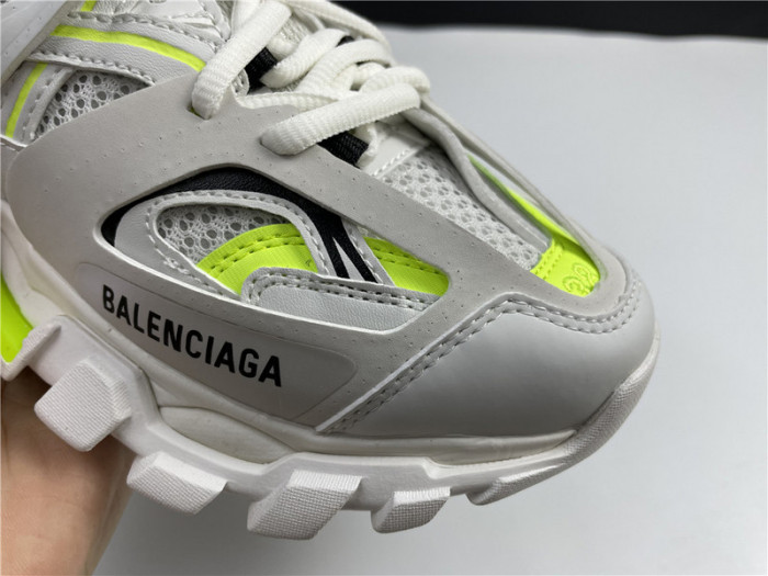 Ba*len*cia*ga track