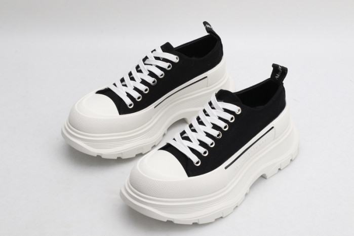 Alexander McQueen Tread