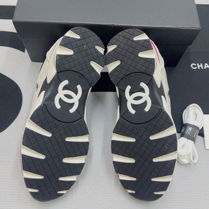 Ch*el sneaker