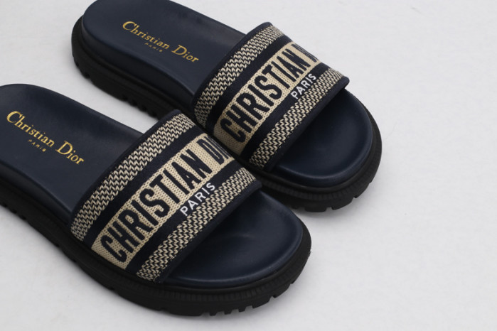 C@DR SANDAL