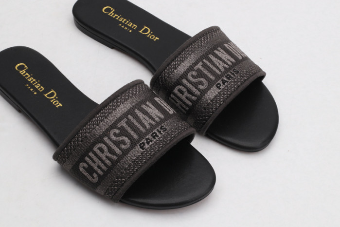 C@DR SANDAL