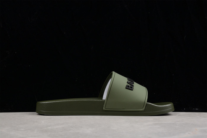 Ba*len*cia*ga slippers