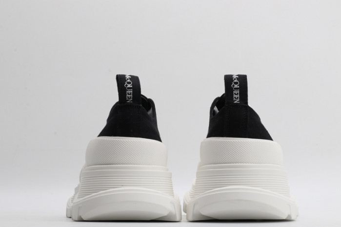 Alexander McQueen Tread