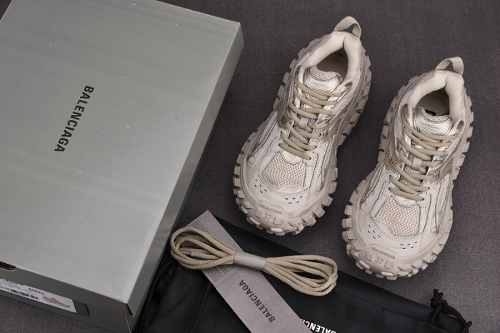 Ba*len*cia*ga ddfender sneakers