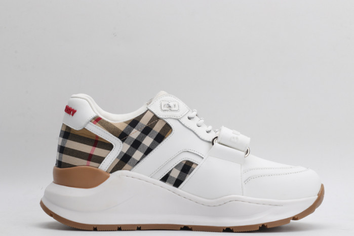BUBERRY SNEAKER