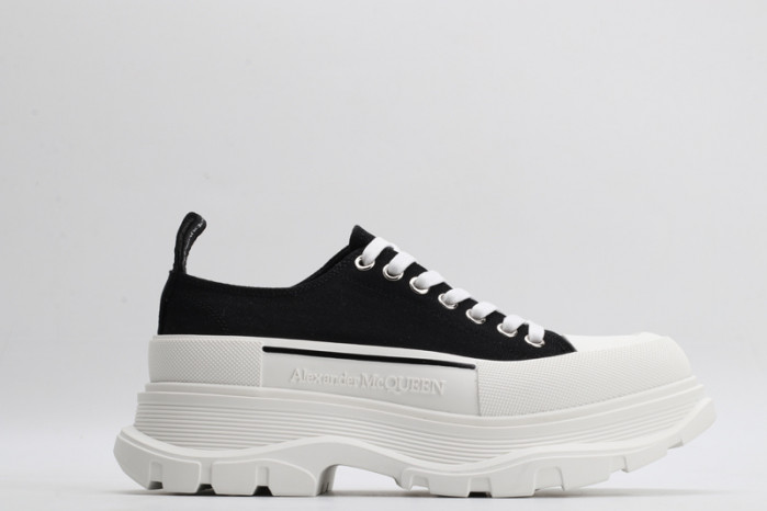 Alexander McQueen Tread