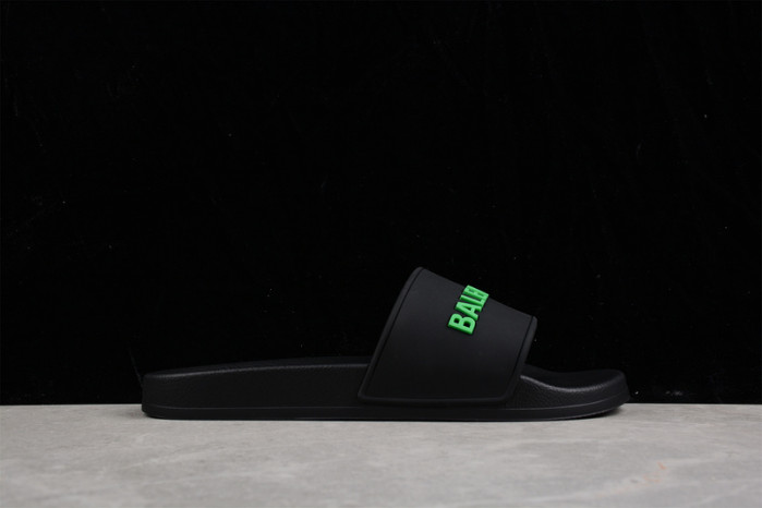 Ba*len*cia*ga slippers