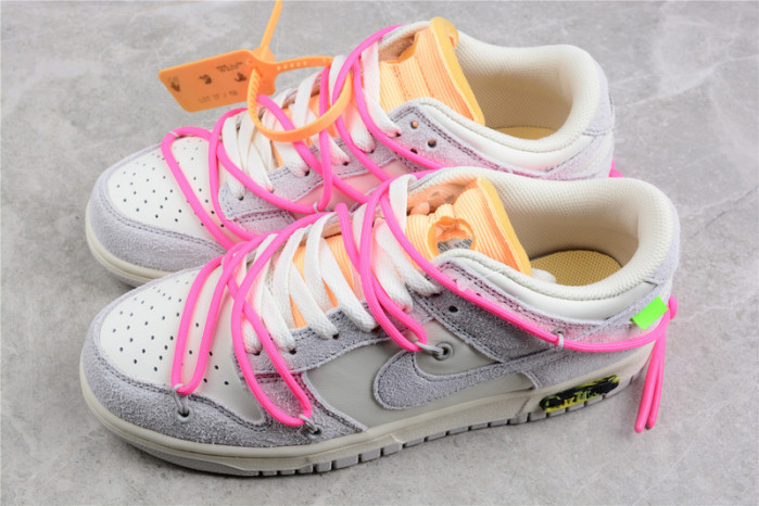 DUNK LOW 