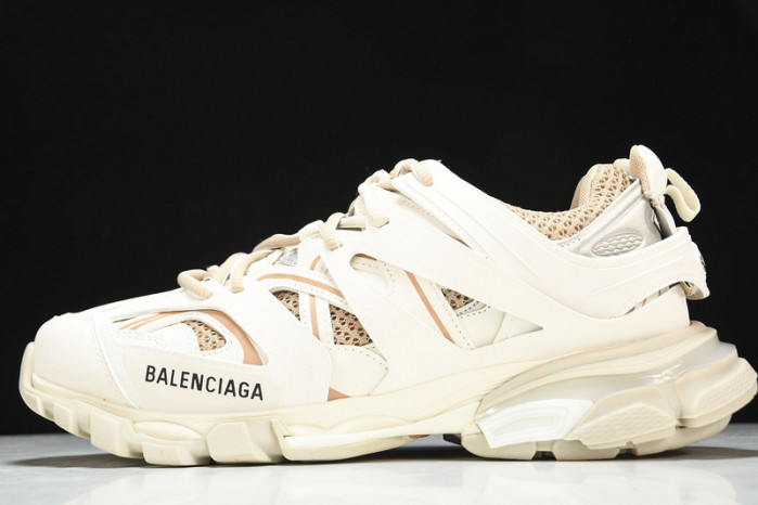 Ba*len*cia*ga track