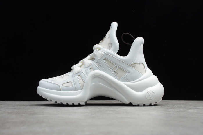 LO1_VTS ARCHLIGHT SNEAKER
