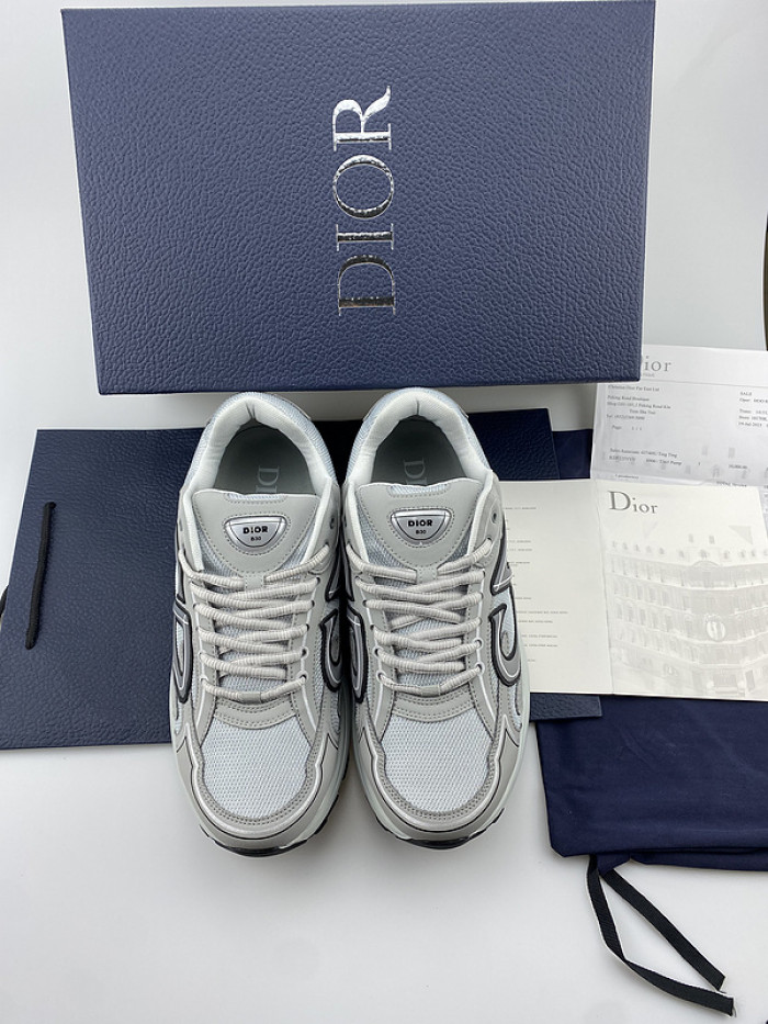DIO B30 LowTop Sneaker