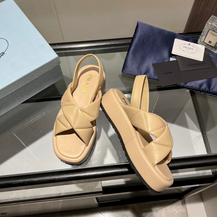 Pra*a sandal
