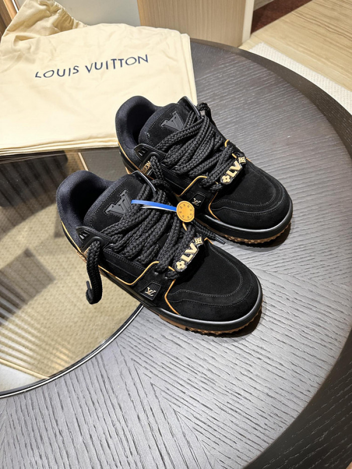 LO1_VTS SNEAKER