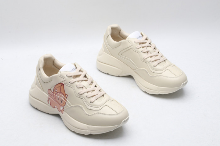 G*u*i sneaker