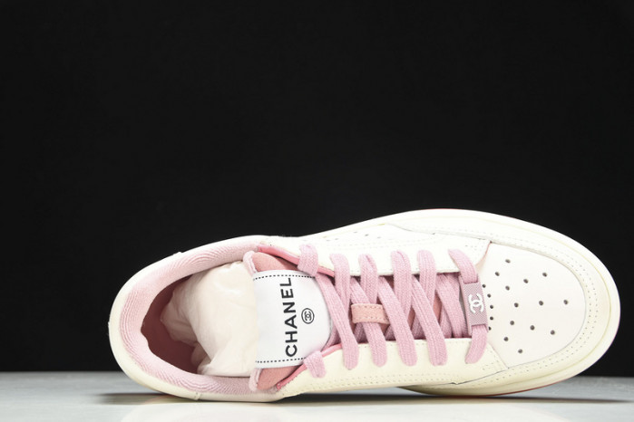 Ch*el sneaker