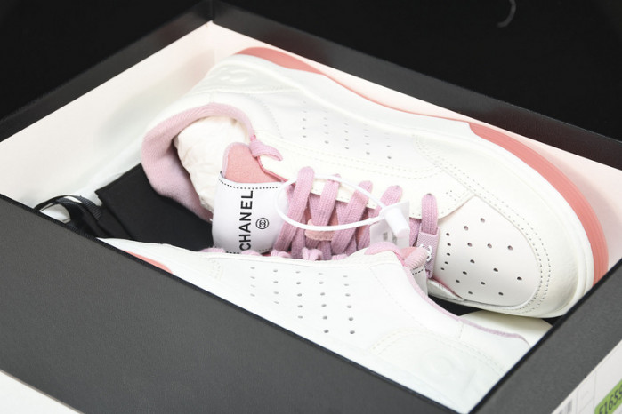 Ch*el sneaker