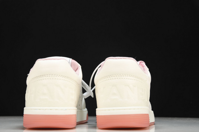Ch*el sneaker