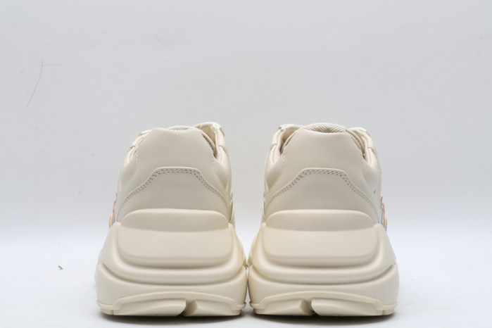 G*u*i sneaker