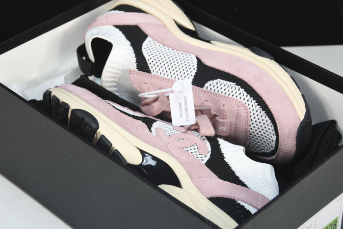Ch*el sneaker