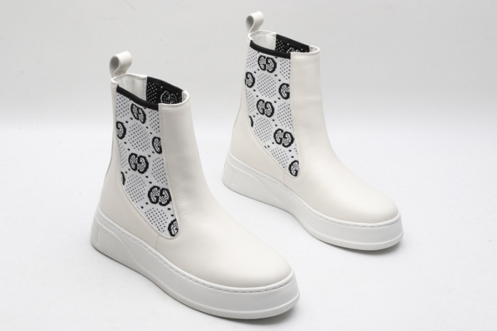 G*u*i boots