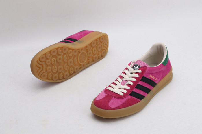 GUCC* X ADIDA* SNEAKER