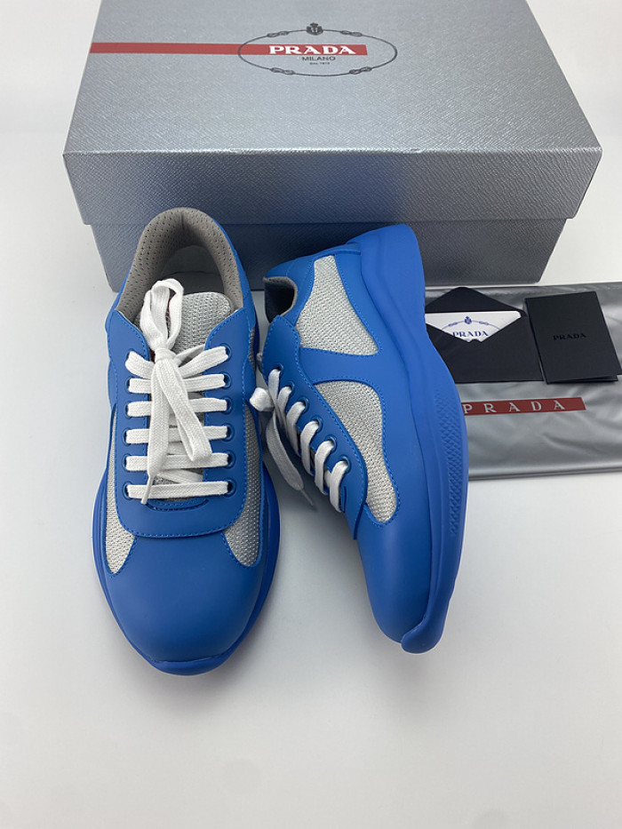 Pra*a sneaker