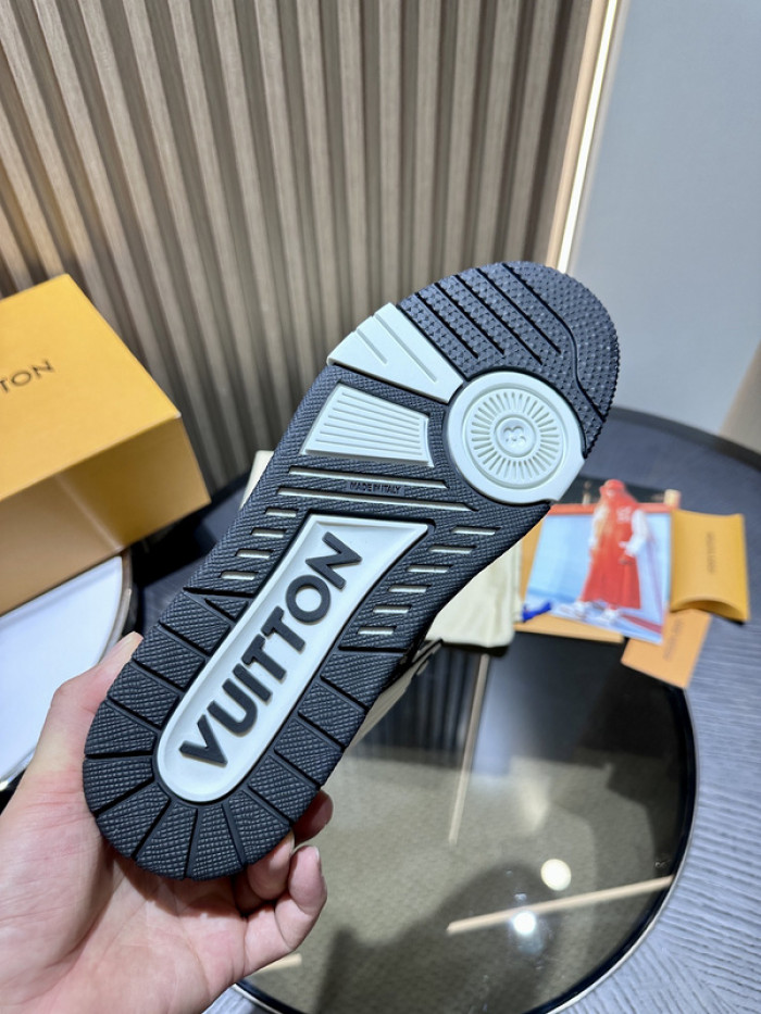 LO1_VTS SNEAKER