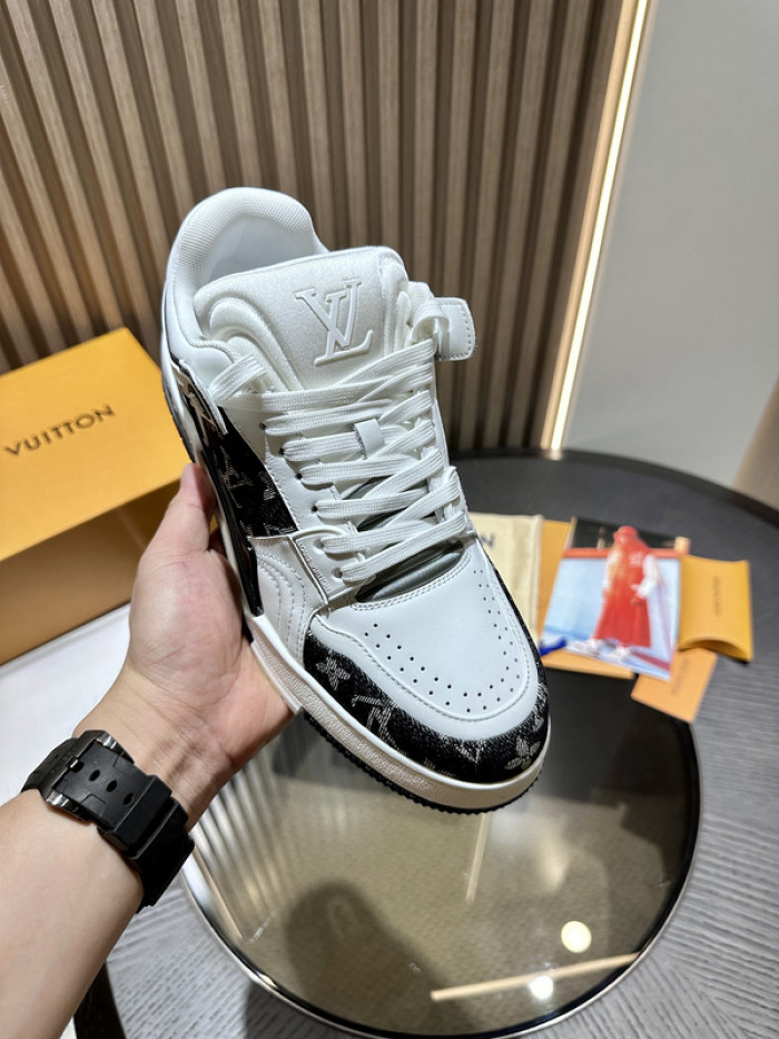 LO1_VTS SNEAKER