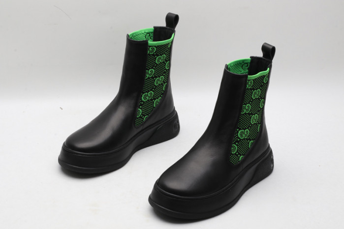 G*u*i boots