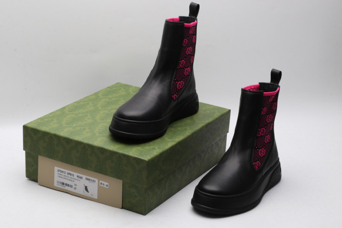 G*u*i boots