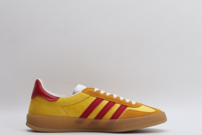 GUCC* X ADIDA* SNEAKER