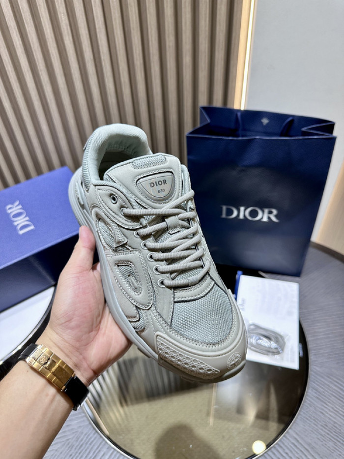 DIO B30 LowTop Sneaker