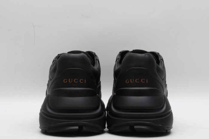 G*u*i sneaker