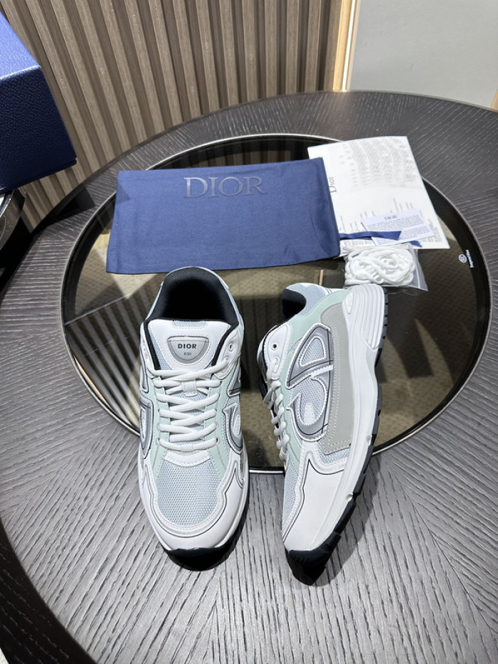 DIO B30 LowTop Sneaker