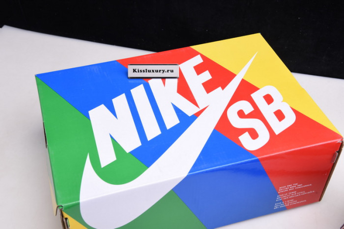NIKE SB DUNK LOW "BROWN STARS" DH3228-103