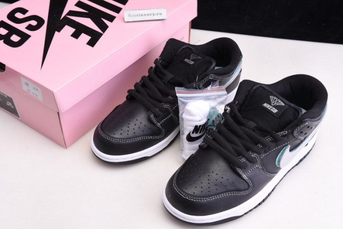 Nike SB Dunk Low Pro OG QS "Black Diamond" - BV1310 001