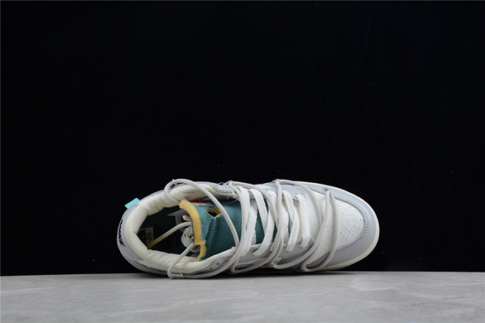 DUNK LOW 