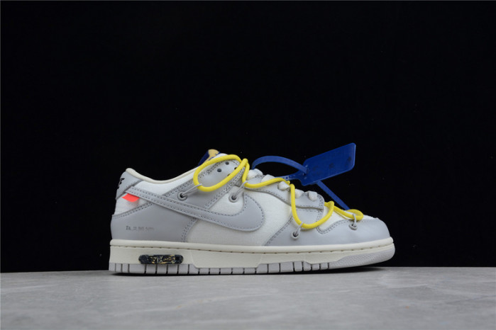 DUNK LOW 