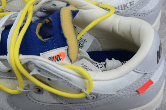 DUNK LOW 