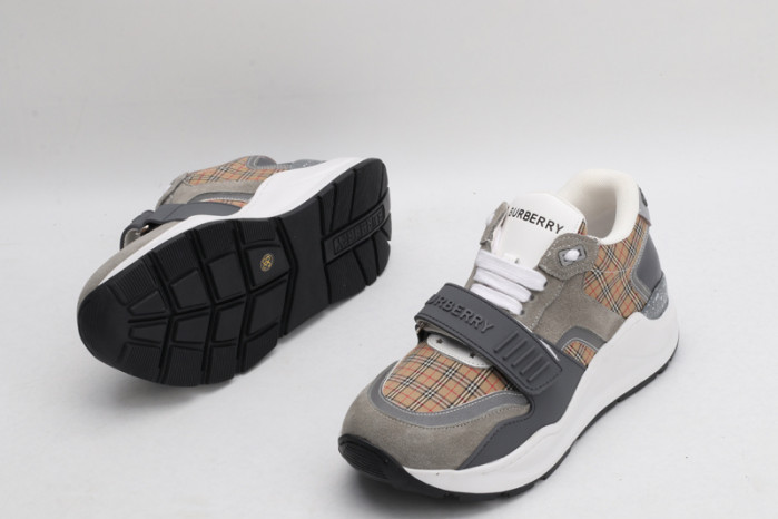 BUBERRY SNEAKER