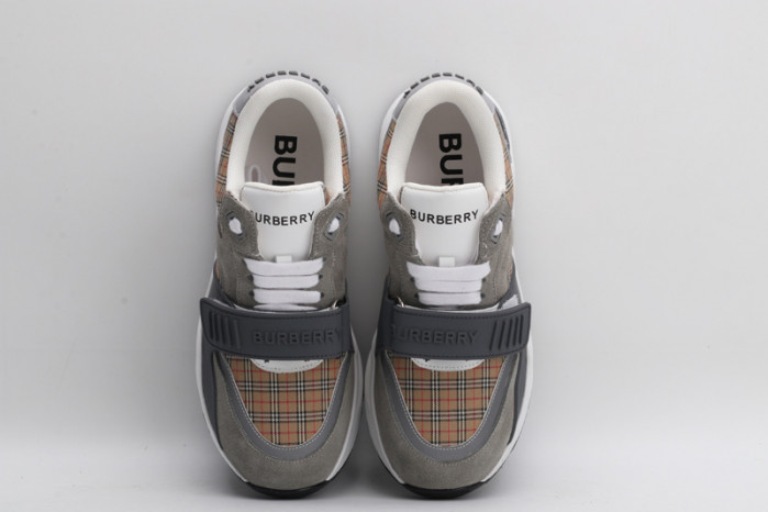 BUBERRY SNEAKER