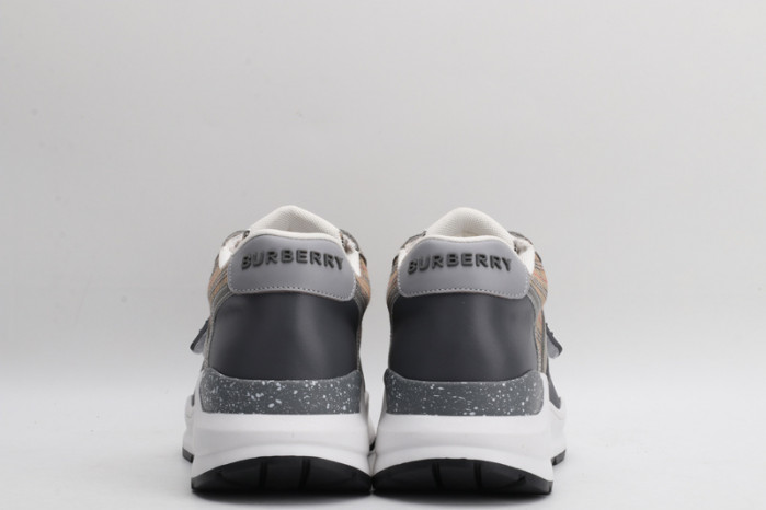 BUBERRY SNEAKER