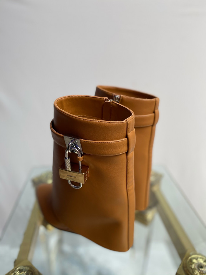 Givenchy BOOTS